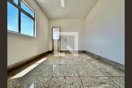 Apartamento à venda com 2 quartos, 120m² em Itapoã, Belo Horizonte