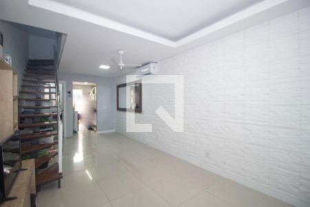 Sala de casa para alugar com 2 quartos, 82m² em Hípica, Porto Alegre