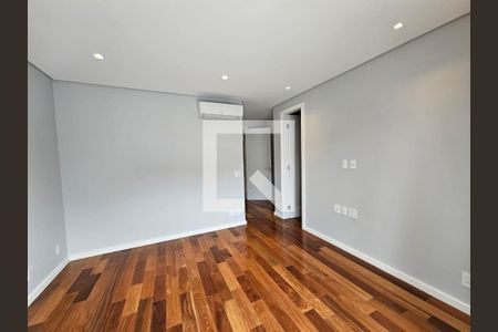 Casa à venda com 4 quartos, 550m² em Jardim Luzitania, São Paulo