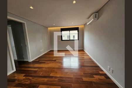 Casa à venda com 4 quartos, 550m² em Jardim Luzitania, São Paulo