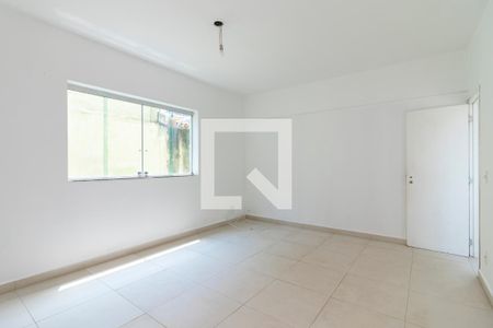 Quarto 1 de casa para alugar com 2 quartos, 90m² em Parque Peruche, São Paulo