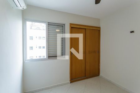 Quarto 1 de apartamento à venda com 2 quartos, 70m² em Itaim Bibi, São Paulo
