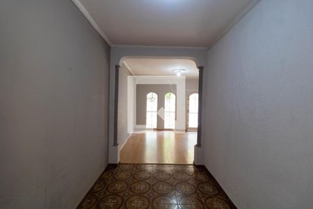Sala de casa à venda com 4 quartos, 208m² em Vila Marieta, Campinas