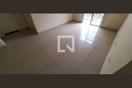 Sala de apartamento para alugar com 2 quartos, 62m² em Veloso, Osasco