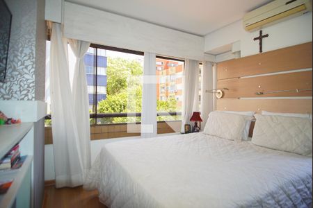 Quarto 1 de apartamento à venda com 2 quartos, 164m² em Petrópolis, Porto Alegre