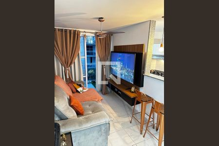 Sala de apartamento para alugar com 3 quartos, 70m² em Anil, Rio de Janeiro