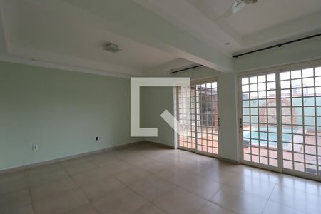 Sala de casa para alugar com 3 quartos, 200m² em Nova Ribeirânia, Ribeirão Preto