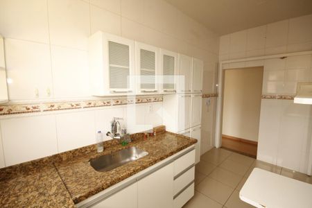 Apartamento à venda com 2 quartos, 65m² em Santa Efigênia, Belo Horizonte