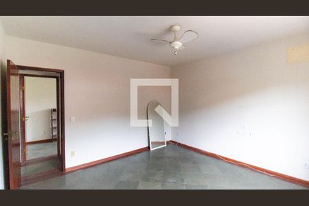 Quarto 1 de casa à venda com 4 quartos, 359m² em Itaipu, Niterói