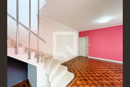 Sala de casa para alugar com 4 quartos, 180m² em Vila Romana, São Paulo