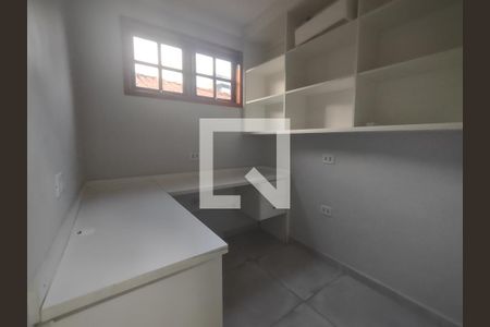 Escritório de casa para alugar com 4 quartos, 358m² em Vila Cavaton, São Paulo