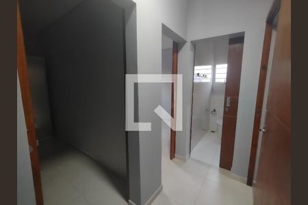 Corredor de casa para alugar com 4 quartos, 358m² em Vila Cavaton, São Paulo
