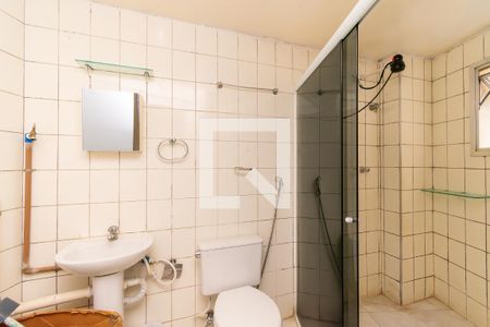Banheiro Social de kitnet/studio para alugar com 1 quarto, 32m² em Sé, São Paulo