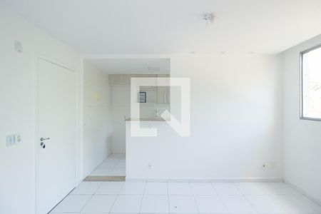 Sala de apartamento para alugar com 2 quartos, 45m² em Campo Grande, Rio de Janeiro