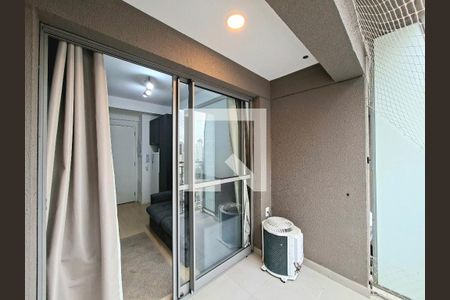 Varanda Sala/Cozinha de apartamento para alugar com 1 quarto, 24m² em Vila Nova Conceição, São Paulo