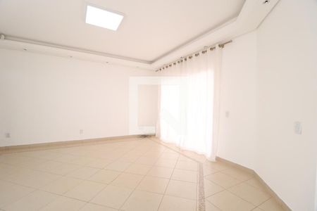Sala 2 de casa para alugar com 3 quartos, 273m² em Jardim Karaíba, Uberlândia