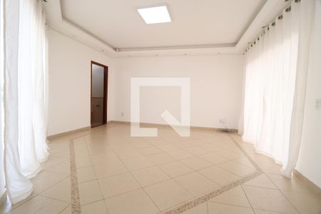 Sala 2 de casa para alugar com 3 quartos, 273m² em Jardim Karaíba, Uberlândia