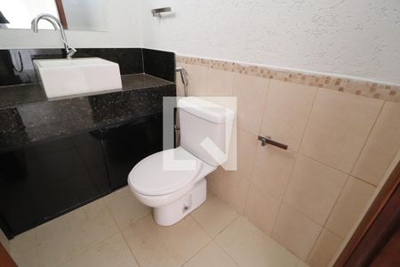 Lavabo de casa para alugar com 3 quartos, 273m² em Jardim Karaíba, Uberlândia