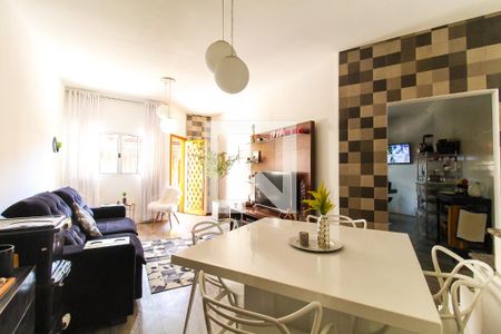 Sala de casa para alugar com 3 quartos, 170m² em Jardim Nossa Senhora do Carmo, São Paulo