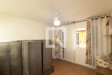 Sala de casa de condomínio para alugar com 2 quartos, 60m² em Senador Vasconcelos, Rio de Janeiro