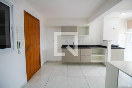 Sala/Cozinha/Área de Serviço de kitnet/studio à venda com 1 quarto, 30m² em Vila Invernada, São Paulo