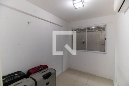Quarto 1 de apartamento à venda com 3 quartos, 70m² em Fátima, Niterói