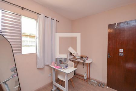 Quarto 1 de casa para alugar com 2 quartos, 75m² em Cidade Dutra, São Paulo