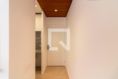 Hall de Entrada de apartamento para alugar com 2 quartos, 137m² em Itaim Bibi, São Paulo