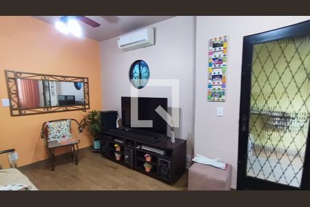 Sala de casa de condomínio à venda com 3 quartos, 170m² em Jacarepaguá, Rio de Janeiro