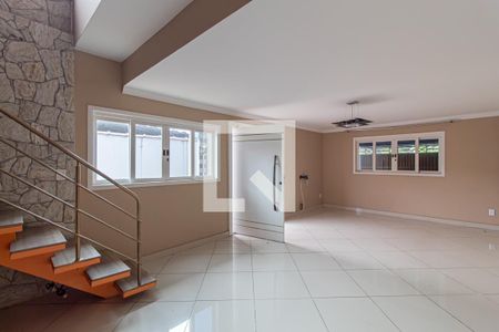 Sala de casa à venda com 3 quartos, 300m² em Vila Silvia, São Paulo