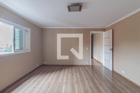 Suite 1 de casa à venda com 3 quartos, 300m² em Vila Silvia, São Paulo