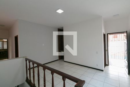 Casa para alugar com 3 quartos, 360m² em Vila Cloris, Belo Horizonte