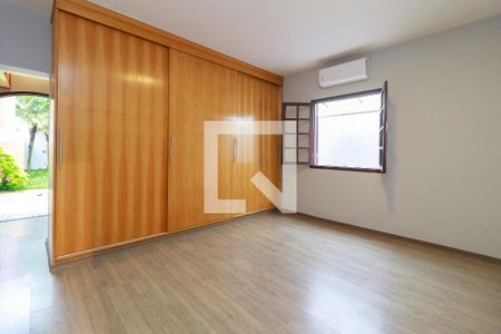 Suíte 1 de casa para alugar com 3 quartos, 250m² em Vila Cordeiro, São Paulo