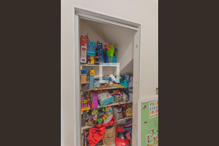 Sala de Tv de casa de condomínio para alugar com 3 quartos, 230m² em Jardim Nova Europa, Campinas