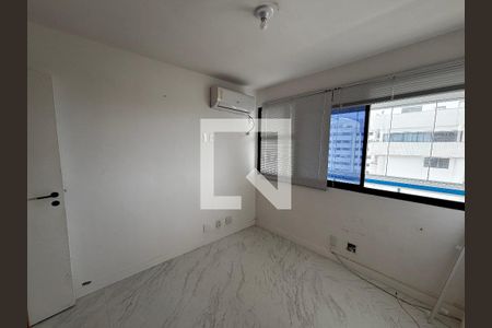 Quarto  de apartamento à venda com 2 quartos, 63m² em Barra da Tijuca, Rio de Janeiro