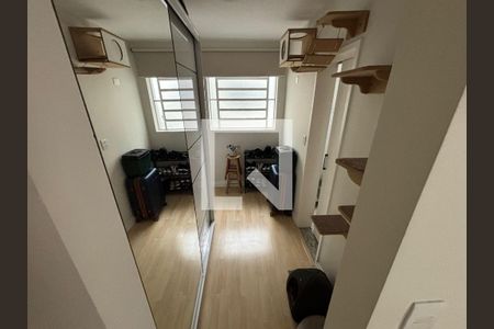 Corredor de apartamento à venda com 2 quartos, 78m² em Jardim Botânico, Porto Alegre