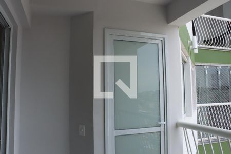 Apartamento para alugar com 2 quartos, 82m² em Parque Esplanada, Embu das Artes
