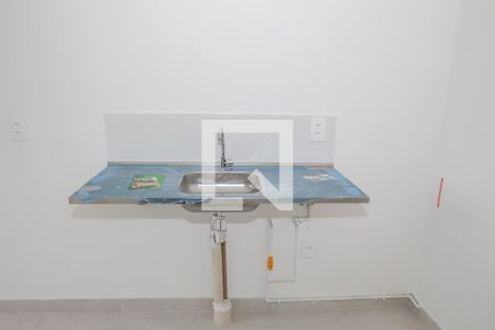 Sala/Cozinha de apartamento para alugar com 1 quarto, 26m² em Parque Industrial Tomas Edson, São Paulo