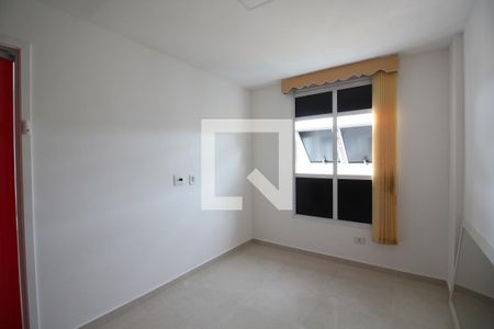 Quarto de apartamento à venda com 1 quarto, 43m² em Taquara, Rio de Janeiro