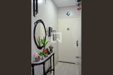 Sala de apartamento à venda com 3 quartos, 70m² em Partenon, Porto Alegre