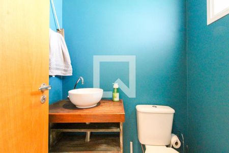 Lavabo de casa de condomínio à venda com 3 quartos, 158m² em Estância Velha, Canoas