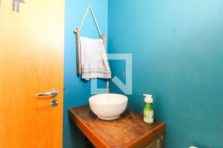 Lavabo de casa de condomínio à venda com 3 quartos, 158m² em Estância Velha, Canoas