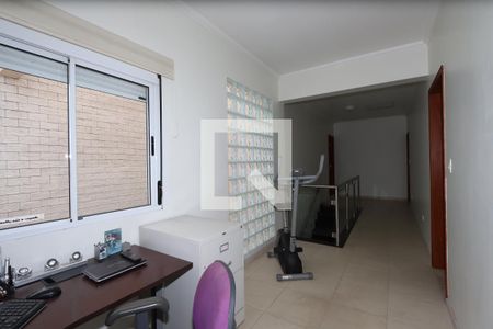 Escritório de casa para alugar com 3 quartos, 360m² em Parque Colonial, São Paulo