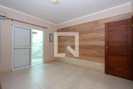 Suíte Master de casa para alugar com 3 quartos, 360m² em Parque Colonial, São Paulo
