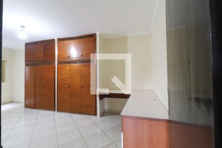 Quarto 1 de casa para alugar com 4 quartos, 300m² em Jardim Peri, São Paulo