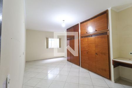 Quarto 1 de casa para alugar com 4 quartos, 300m² em Jardim Peri, São Paulo