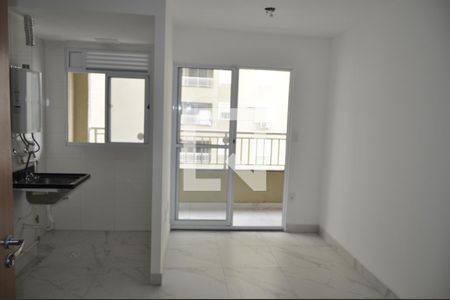 Sala de apartamento para alugar com 2 quartos, 48m² em Del Castilho, Rio de Janeiro
