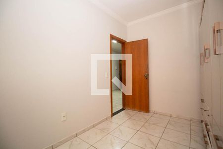 Quarto 2 de apartamento para alugar com 2 quartos, 55m² em Conjunto M, Brasília