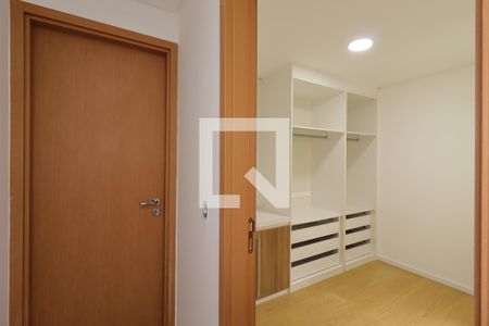 Corredor de apartamento para alugar com 2 quartos, 100m² em Vila Assunção, Santo André