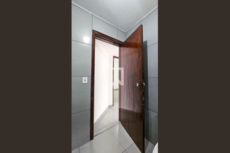 Banheiro  de casa para alugar com 2 quartos, 80m² em Jardim Satelite, São Paulo